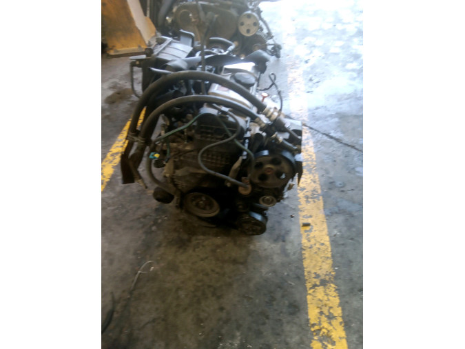 MOTOR CON ACCESORIOS Y CAJA DE CAMBIOS CITROEN XSARA PICASSO