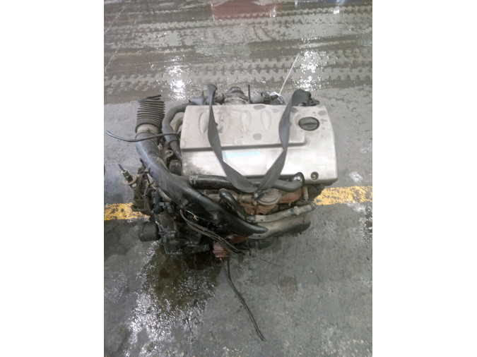 MOTOR CON ACCESORIOS Y CAJA DE CAMBIOS PEUGEOT 607