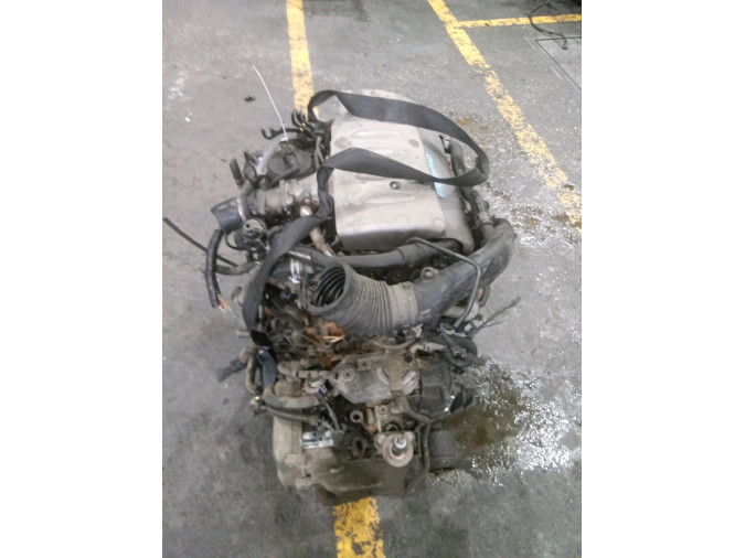 MOTOR CON ACCESORIOS Y CAJA DE CAMBIOS PEUGEOT 607