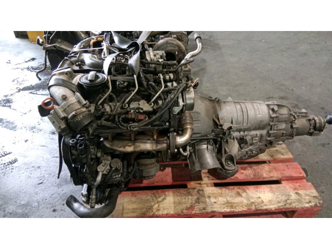 MOTOR CON ACCESORIOS SIN CAJA DE CAMBIOS AUDI A6 2005