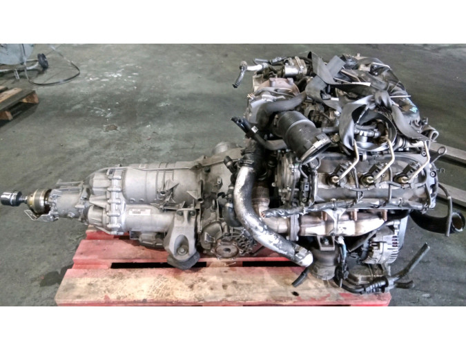 MOTOR CON ACCESORIOS SIN CAJA DE CAMBIOS AUDI A6 2005
