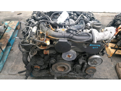 MOTOR CON ACCESORIOS SIN CAJA DE CAMBIOS AUDI A4 38532