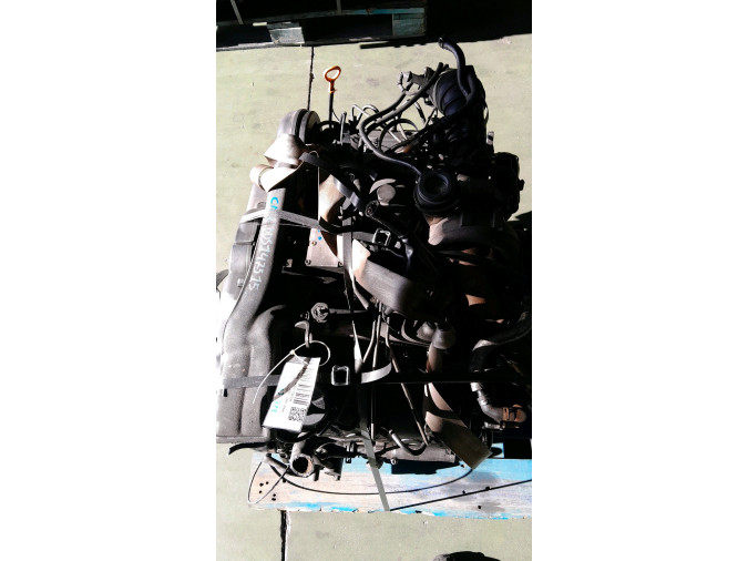 MOTOR CON ACCESORIOS Y CAJA DE CAMBIOS AUDI A6 2001