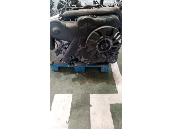 MOTOR CON ACCESORIOS Y CAJA DE CAMBIOS AUDI A4 2000