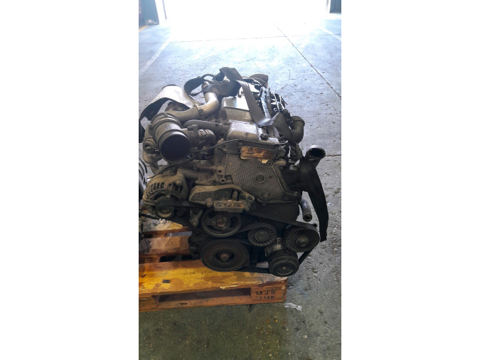 MOTOR CON ACCESORIOS Y CAJA DE CAMBIOS OPEL ZAFIRA 2002