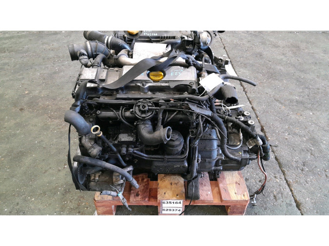 MOTOR CON ACCESORIOS Y CAJA DE CAMBIOS OPEL ZAFIRA 2002