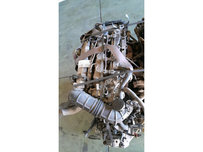 MOTOR CON ACCESORIOS Y CAJA DE CAMBIOS KIA RIO 2006