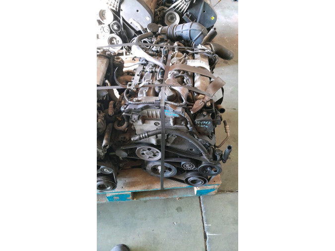 MOTOR CON ACCESORIOS Y CAJA DE CAMBIOS KIA RIO 2006