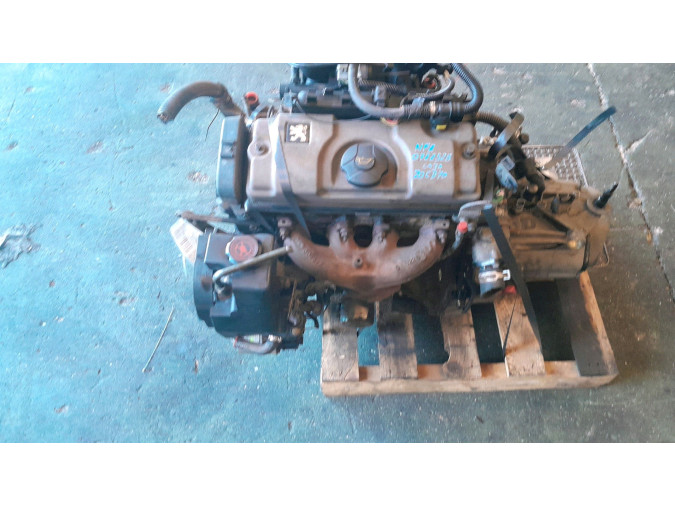 MOTOR CON ACCESORIOS Y CAJA DE CAMBIOS PEUGEOT 206 2000