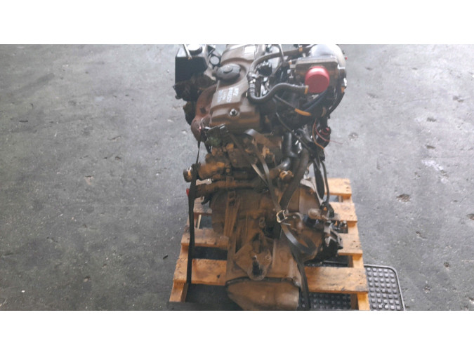 MOTOR CON ACCESORIOS Y CAJA DE CAMBIOS PEUGEOT 206 2000