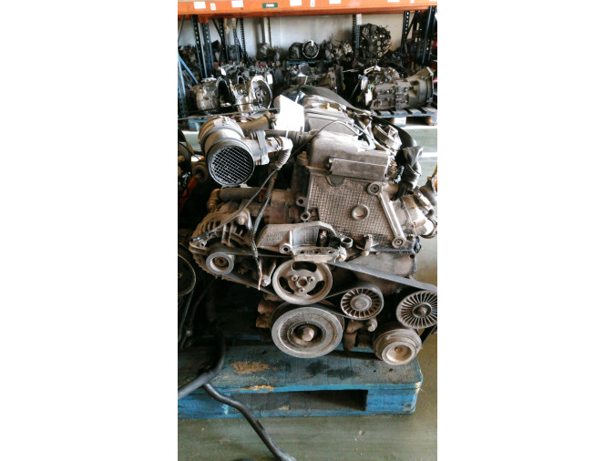 MOTOR CON ACCESORIOS Y CAJA DE CAMBIOS OPEL ASTRA 1998