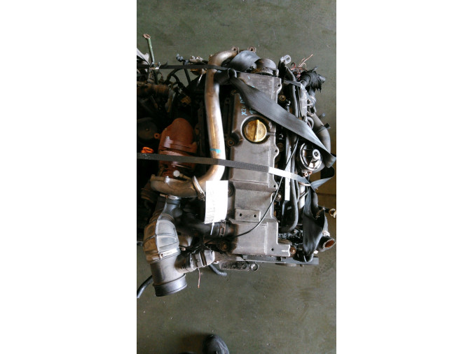 MOTOR CON ACCESORIOS Y CAJA DE CAMBIOS OPEL ASTRA 1998