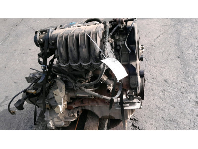 MOTOR CON ACCESORIOS Y CAJA DE CAMBIOS PEUGEOT 207 2006