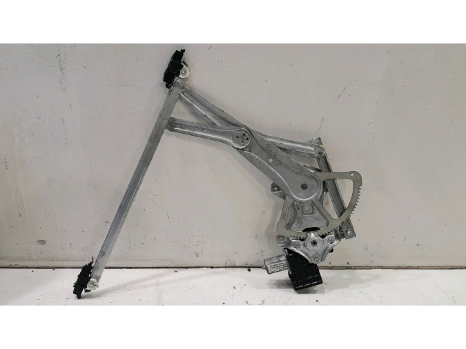 ELEVALUNAS DELANTERO IZQUIERDO TOYOTA C-HR