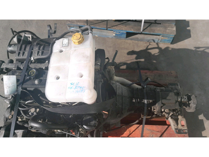 MOTOR CON ACCESORIOS Y CAJA DE CAMBIOS FORD SCORPIO 1994