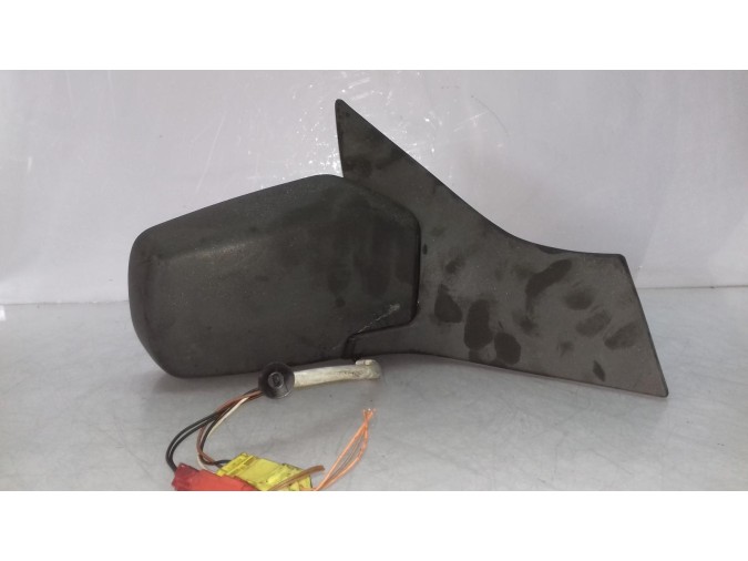 Retrovisor Derecho CITROEN XANTIA NEGRO SIN PINTAR 2000