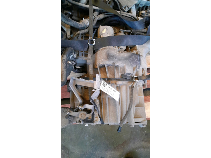 MOTOR CON ACCESORIOS Y CAJA DE CAMBIOS MERCEDES A 160 1999