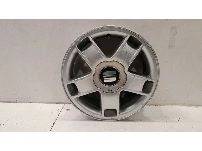 LLANTA SO SEAT LEON 2001
