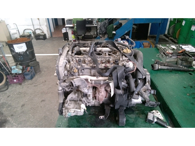 MOTOR CON ACCESORIOS Y CAJA DE CAMBIOS SAAB 9-3