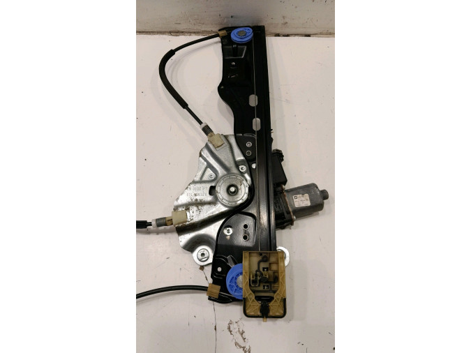 ELEVALUNAS DELANTERO IZQUIERDO OPEL ASTRA 2010