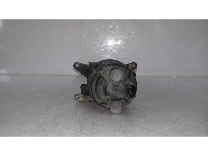 FARO ANTINIEBLA DELANTERO DERECHO AUDI A8 2002