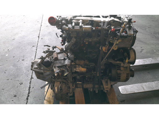 MOTOR CON ACCESORIOS Y CAJA DE CAMBIOS LANCIA LYBRA 2001