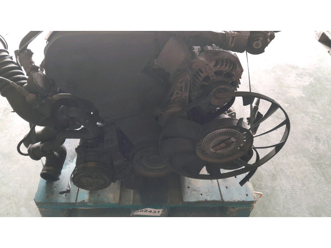 MOTOR CON ACCESORIOS Y CAJA DE CAMBIOS AUDI A4 1998
