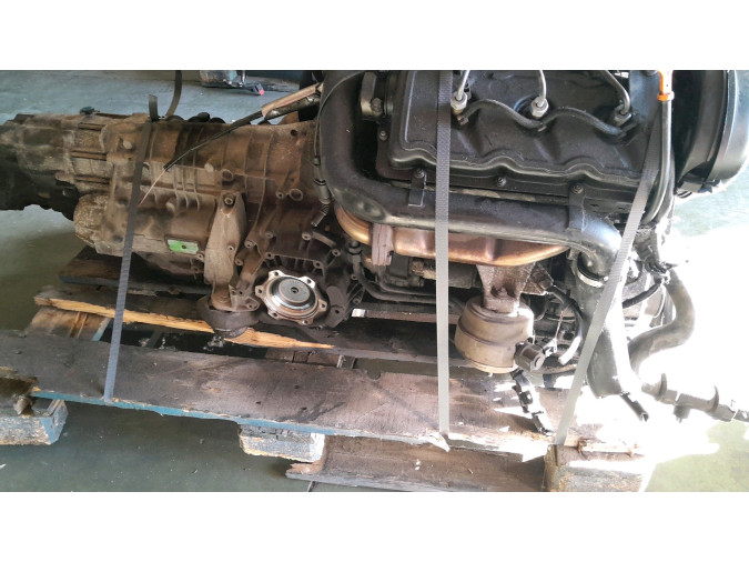 MOTOR CON ACCESORIOS Y CAJA DE CAMBIOS AUDI A6 37965