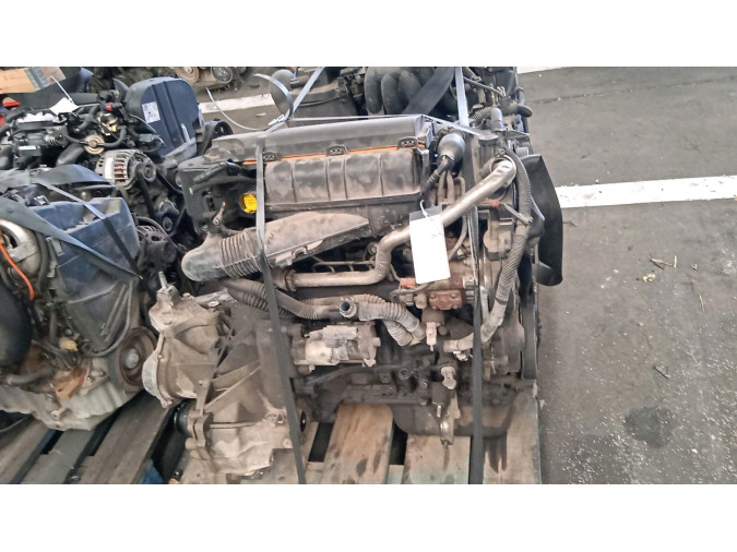 MOTOR CON ACCESORIOS Y CAJA DE CAMBIOS FORD FIESTA 2003