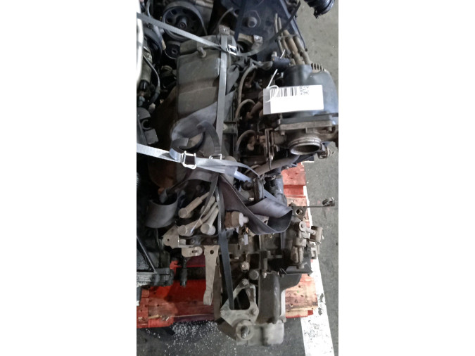 MOTOR CON ACCESORIOS SIN CAJA DE CAMBIOS PEUGEOT 306 1995