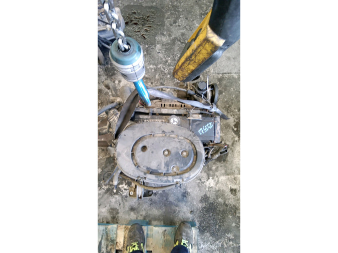 MOTOR CON ACCESORIOS Y CAJA DE CAMBIOS RENAULT R19