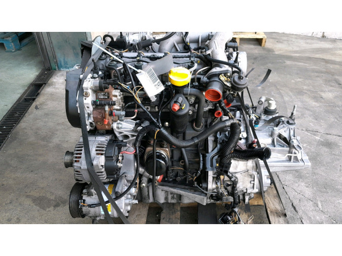 MOTOR CON ACCESORIOS Y CAJA DE CAMBIOS RENAULT SCÉNIC 38456