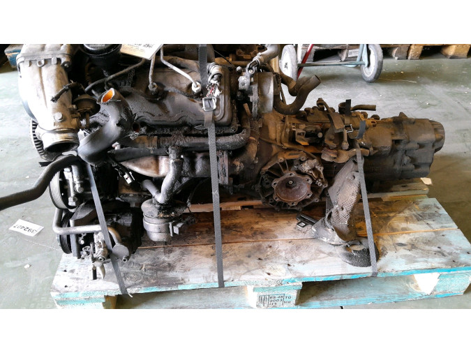 MOTOR CON ACCESORIOS Y CAJA DE CAMBIOS AUDI A6 2006