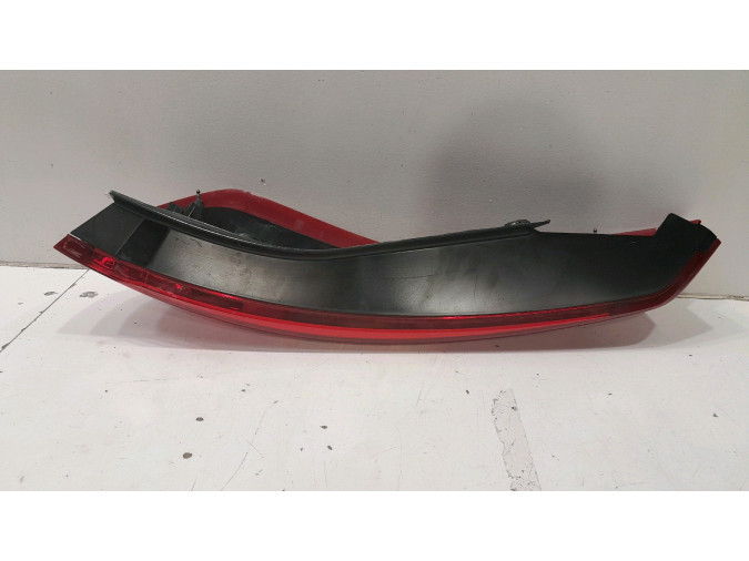 PILOTO TRASERO DERECHO NISSAN X TRAIL 40402