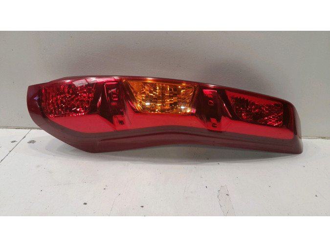PILOTO TRASERO DERECHO NISSAN X TRAIL 40402