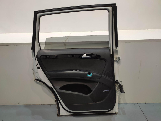PUERTA TRASERA IZQUIERDA AUDI Q7 2013