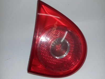 PILOTO TRASERO IZQUIERDO DACIA SANDERO 2004