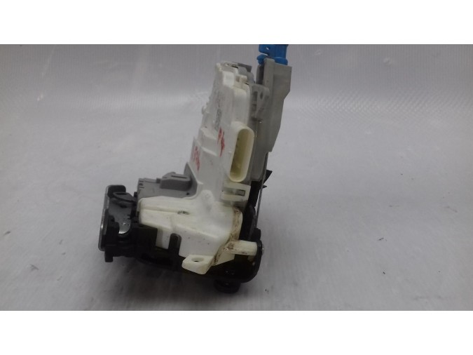 CERRADURA PUERTA TRASERA DERECHA AUDI Q2 2016