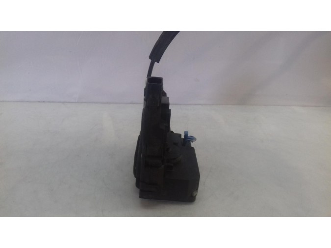 CERRADURA PUERTA DELANTERA DERECHA FIAT PUNTO 2011