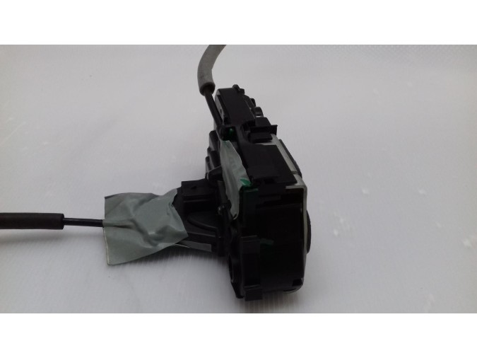 CERRADURA PUERTAS FORD FOCUS 2019