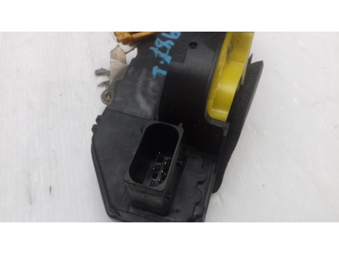 CERRADURA PUERTA DELANTERA IZQUIERDA OPEL ASTRA 2013