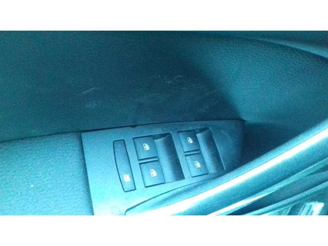 MANDO ELEVALUNAS DELANTERO IZQUIERDO OPEL ASTRA 2013