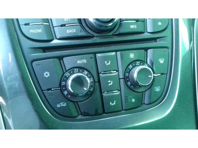 MANDO CALEFACCIÓN OPEL ASTRA 2013
