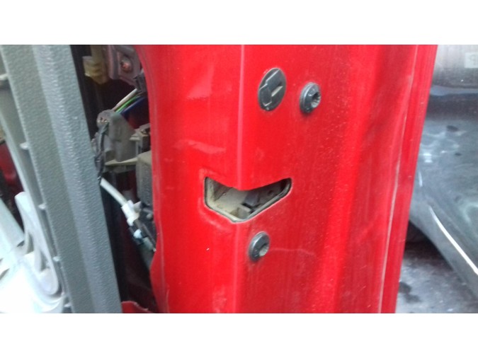 CERRADURA PUERTA DELANTERA DERECHA SEAT IBIZA 2010