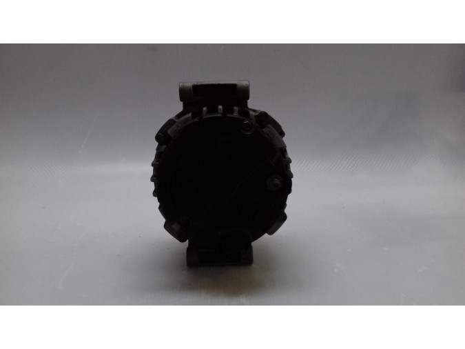 Alternador AUDI A4 2005