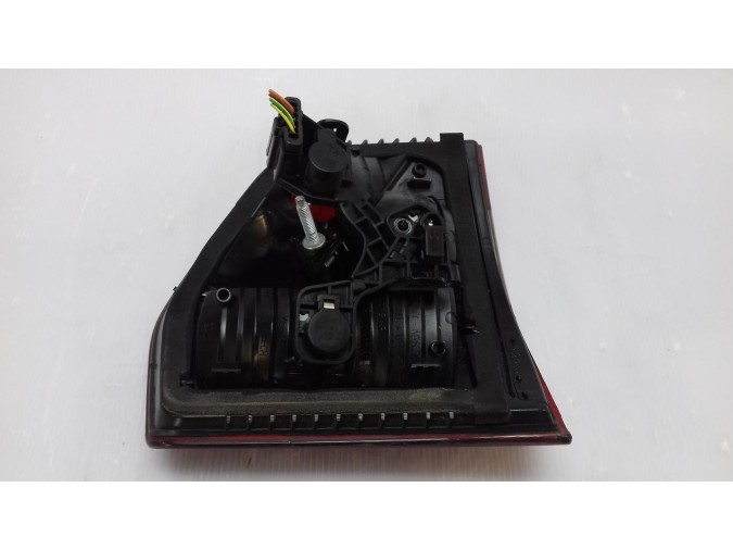 PILOTO TRASERO DERECHO CITROEN C5 2015