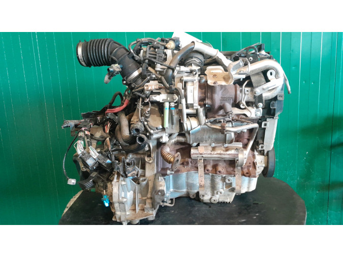 MOTOR CON ACCESORIOS SIN CAJA DE CAMBIOS DACIA SANDERO 2015