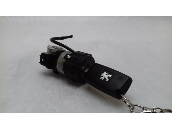 CONMUTADOR DE ARRANQUE PEUGEOT 5008 2011