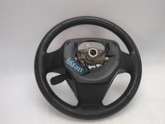 VOLANTE TOYOTA VERSO 2014
