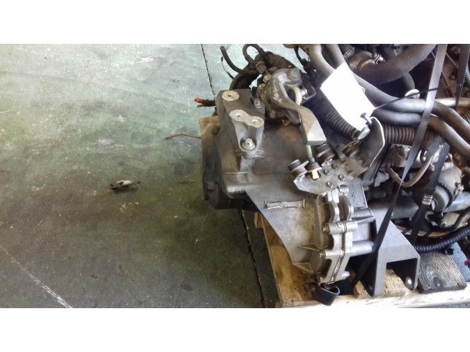 CAJA CAMBIOS OPEL VECTRA 2004